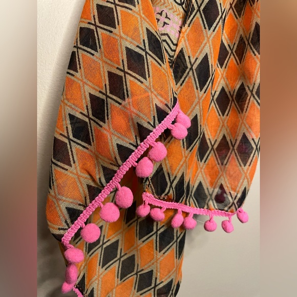 Mixed Pattern Scarf - Picture 3 of 3